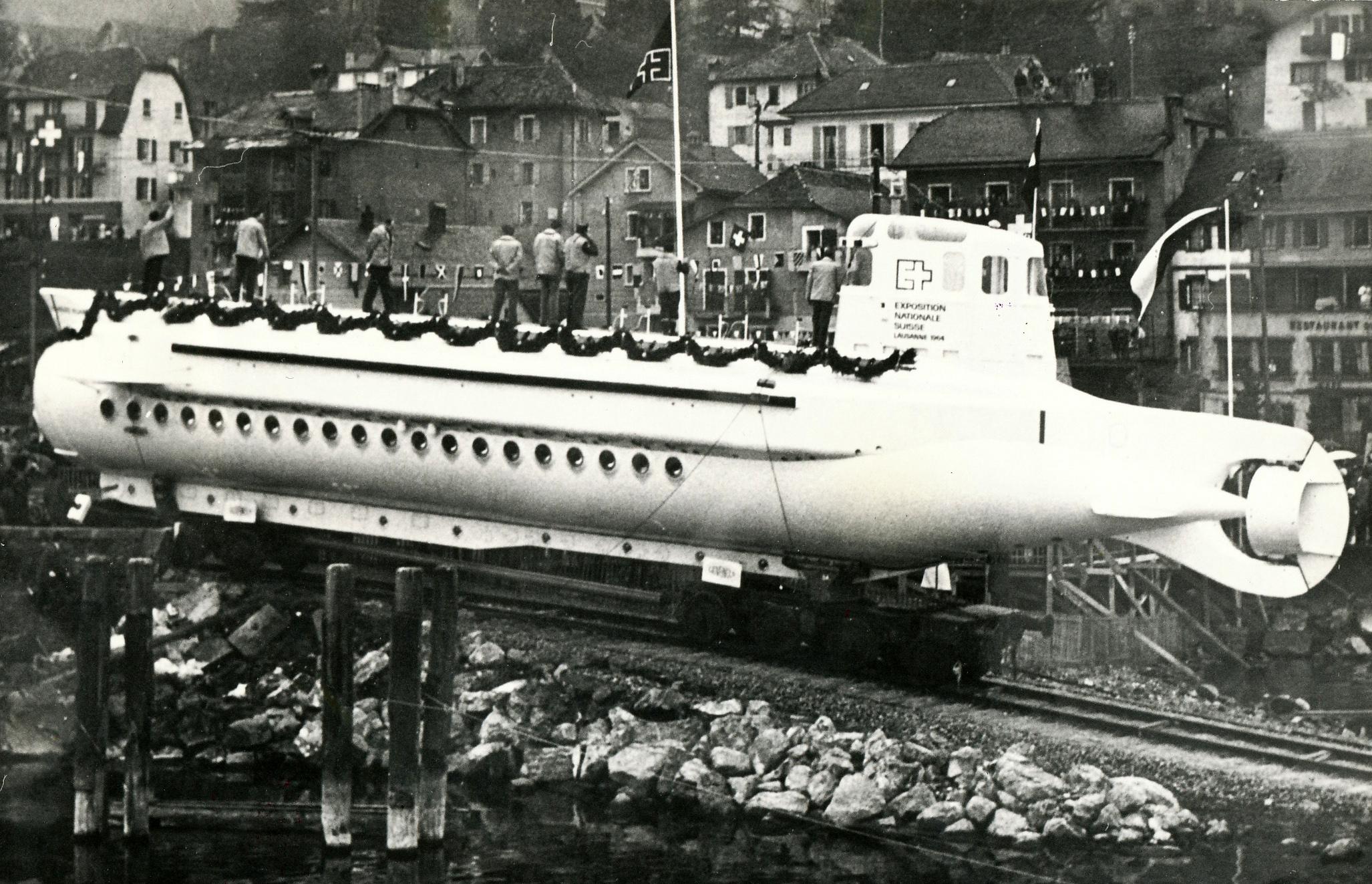 Le Mésoscaphe “Auguste Piccard” inauguré à l’Expo 64